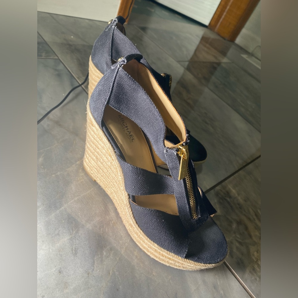 MICHAEL Michael Kors wedges